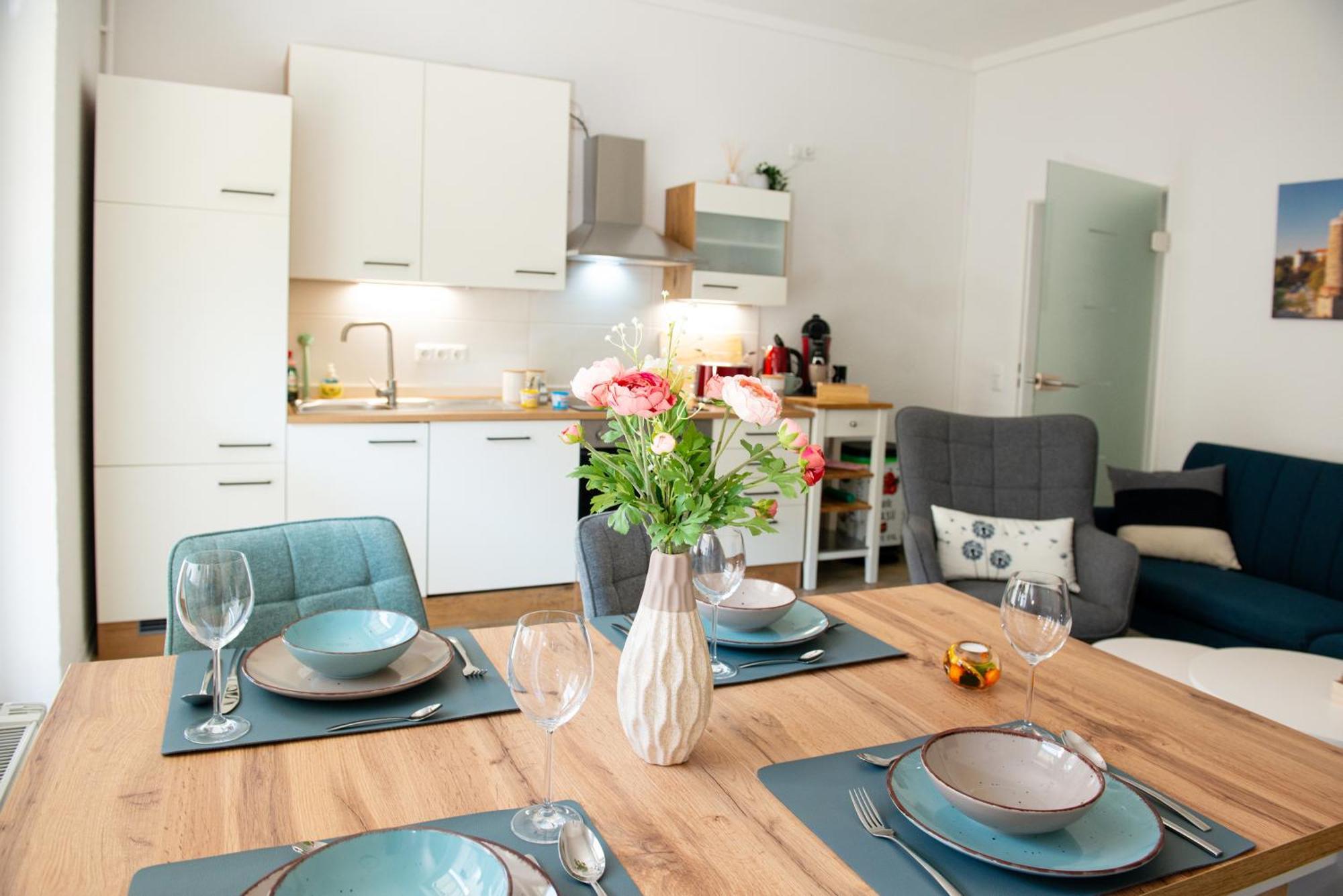 Savor Appartement 5 Personen 2 Schlafzimmer Babybett Netflix Balkon Zentrum Bautzen Luaran gambar
